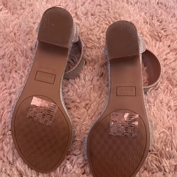 Stuart Weitzman Kids Silver Sparkle Heels - Picture 3 of 4